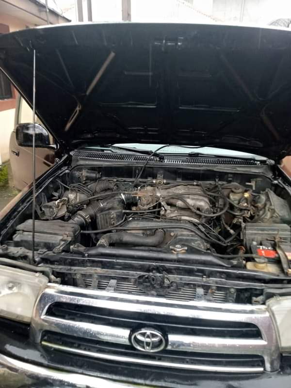 A picture of 1999 Toyota 4 Runner in pristine condition with everything working
