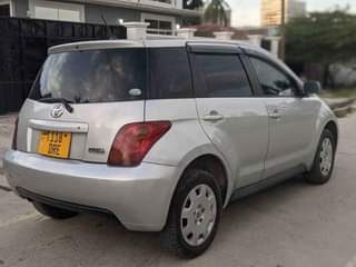 A picture of Toyota Ist