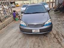 A picture of Toyota corolla 2004 model