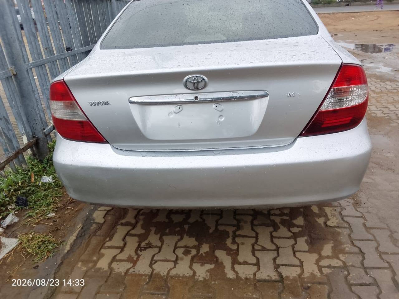 A picture of Toyota Bigdad 2004 Clean Register