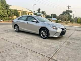 A picture of 2017 TOYOTA CAMRY