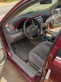 A picture of Extremely Sharp Toyota Camry LE 2006 on distress 3 1m