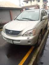 A picture of Lexus Rx330