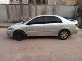 A picture of 2004 Toyota Camry