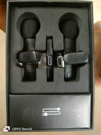 A picture of WIRELESS MICROPHONE