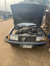A picture of Mercedes Benz 190
