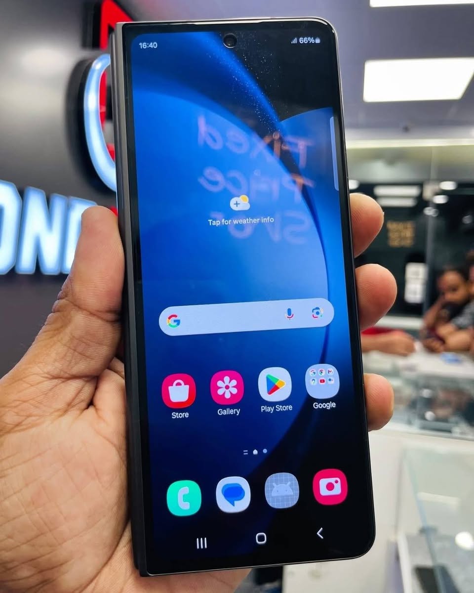 A picture of Samsung galaxy fold 5 deposit 200k commitment we deliver to