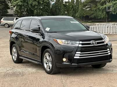 A picture of Price 35m 2016 Toyota highlander