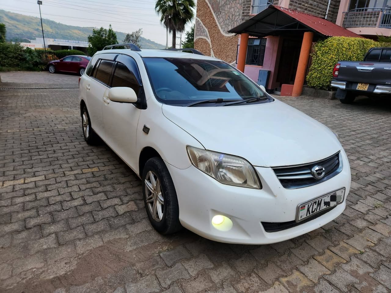 used toyota fielder