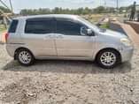A picture of Toyota raum y