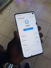 A picture of Samsung galaxy S10cracked 128gb 8gbram At 320k Swaps with topups
