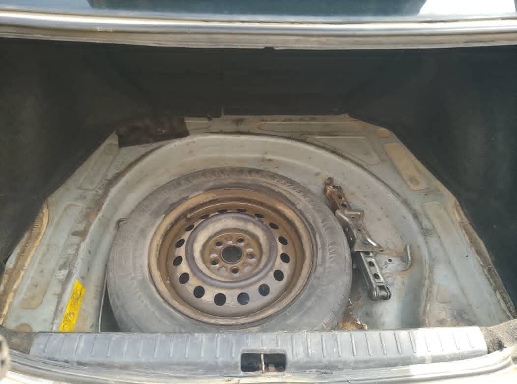 A picture of Toyota Corolla 2004 everything blessed ac freezing first body GOING