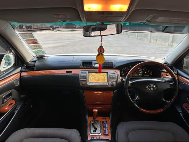 A picture of TOYOTA BREVIS PREMIUM Cc 2490 Year 2005 Full ac Full