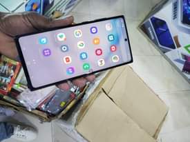 A picture of Samsung galaxy Note 10plus
