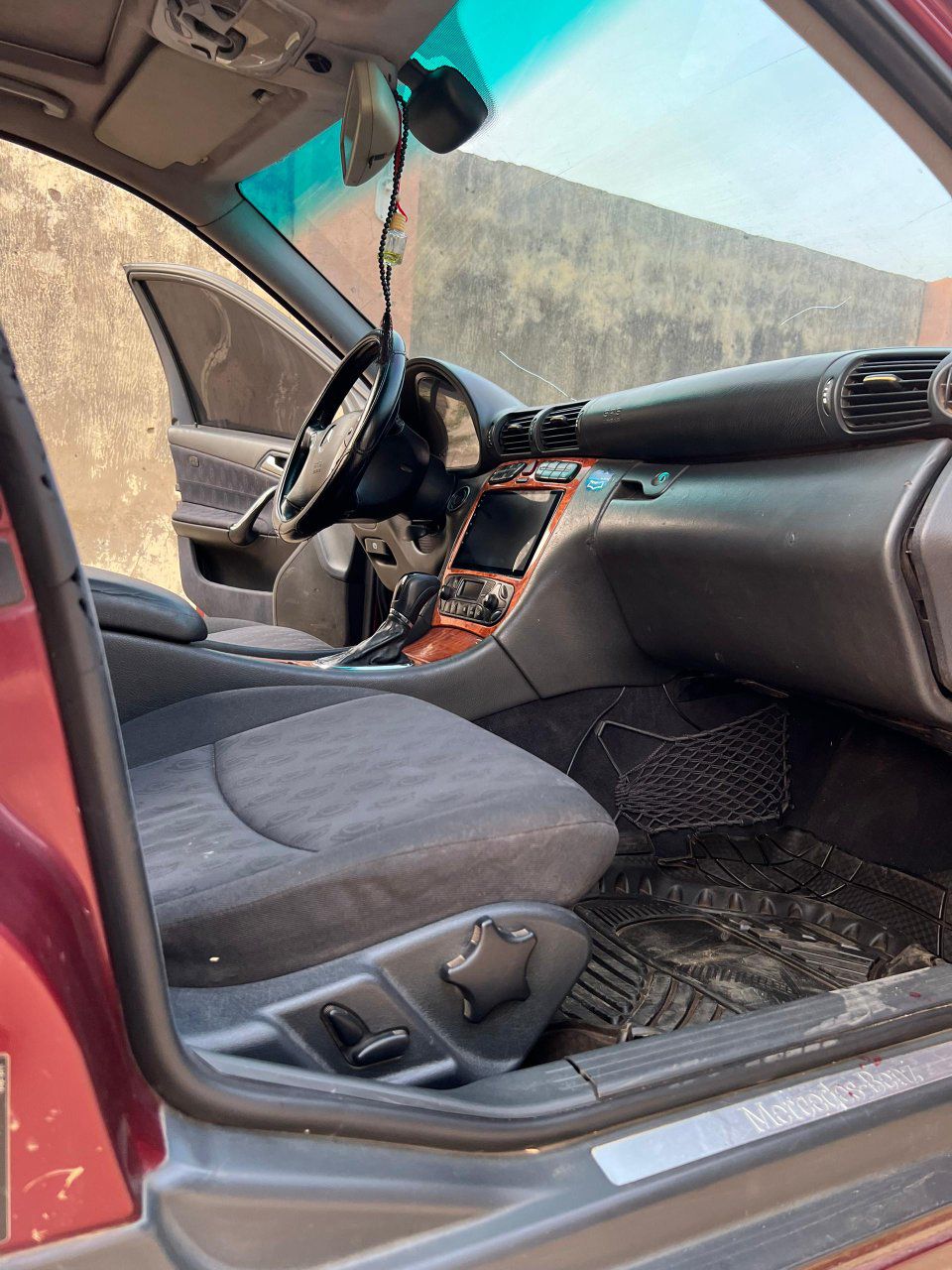 A picture of Car