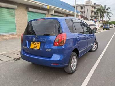 A picture of Toyota spacio