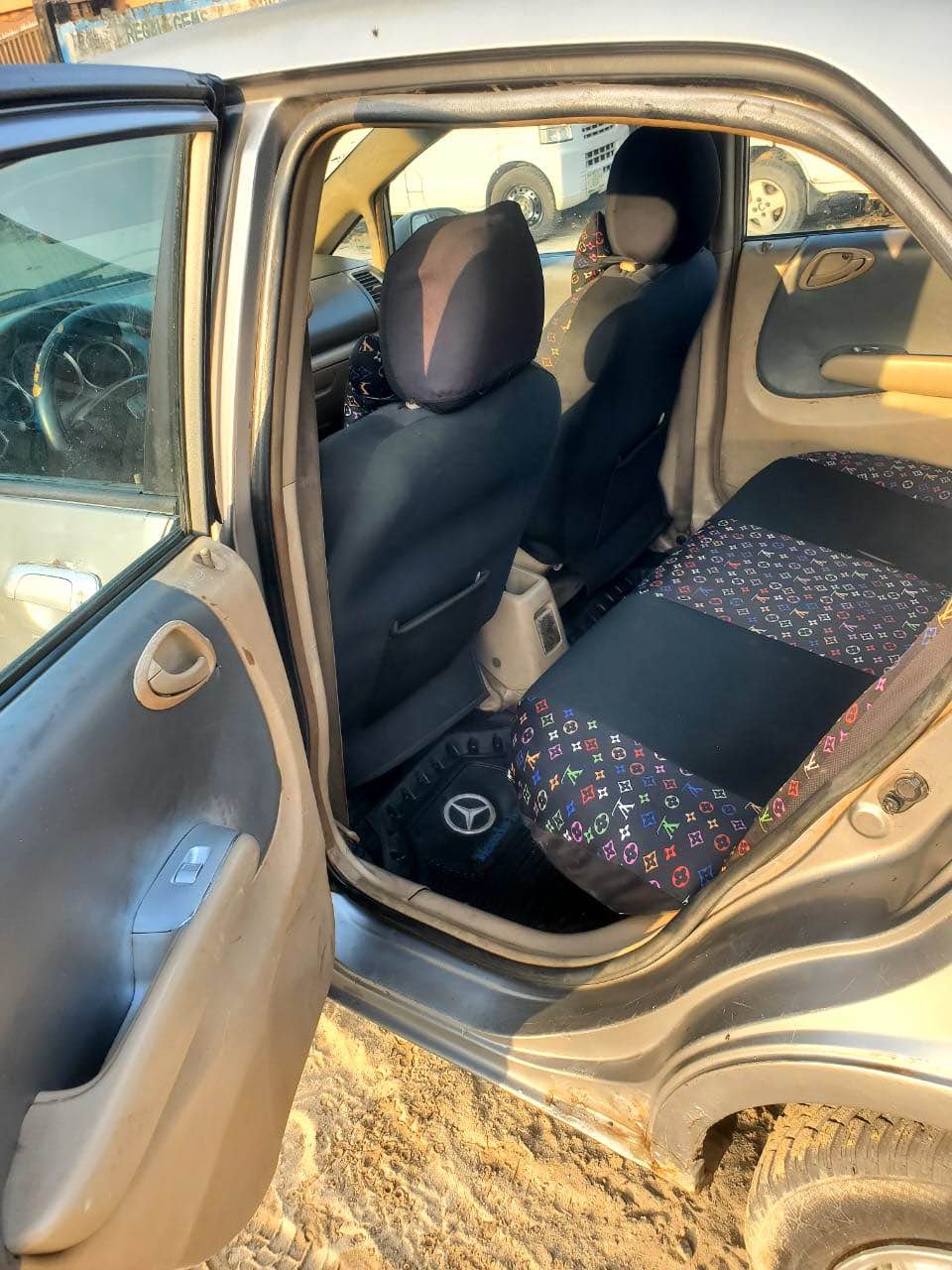 A picture of Honda city 2008