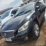 A picture of NISSAN FUGA 2013 30M