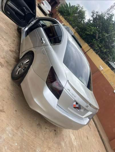 A picture of Honda Accord 2008