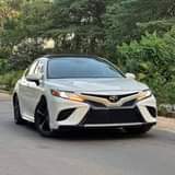 A picture of 2020 Toyota Camry Yes
