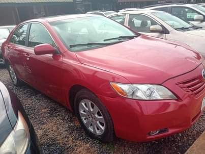 A picture of toyota camry