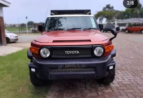 toyota land cruiser