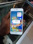 A picture of IPhone 8 plus 64 gb Exchange possible I cloud free