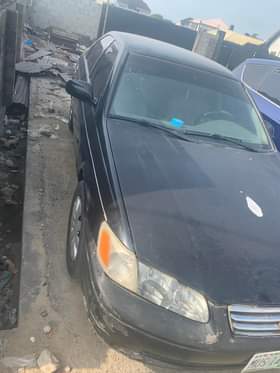 A picture of Urgent sale Toyota Camry drop light buy and drive nothing