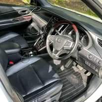 A picture of Toyota Harrier 2014 up for grabs