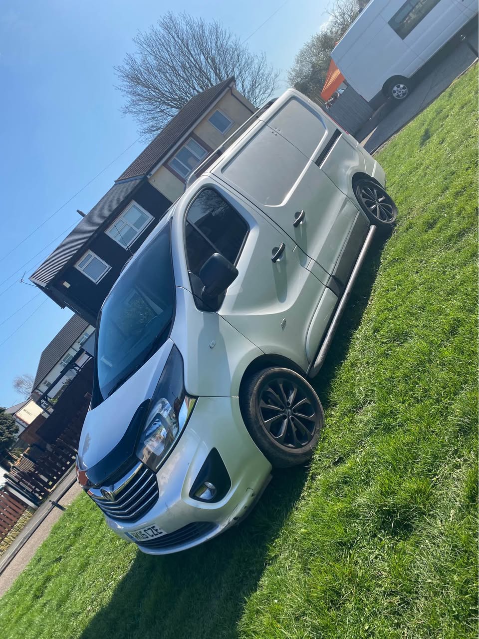 vauxhall vivaro