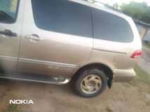 A picture of Toyota Sienna