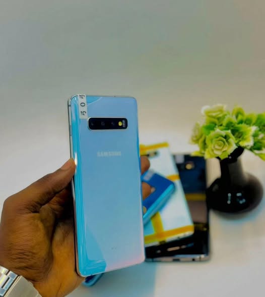A picture of Samsung galaxy s10