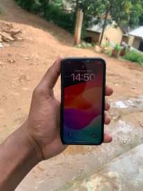 A picture of iPhone 11 plain 128GB ipo clean Sana 0750729839 