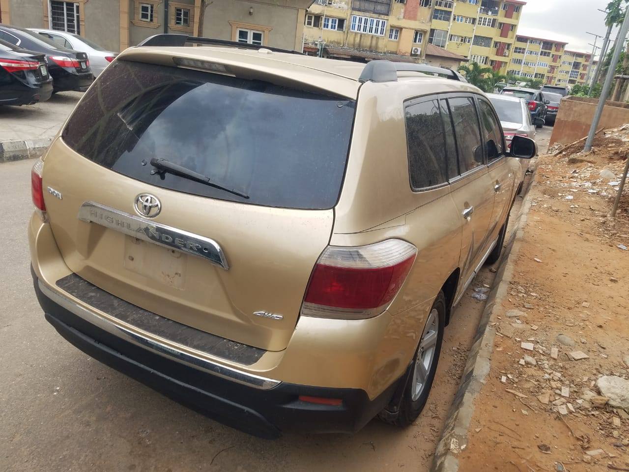 A picture of 2010 Toyota Highlander 09030746449