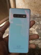A picture of Samsung galaxy s10