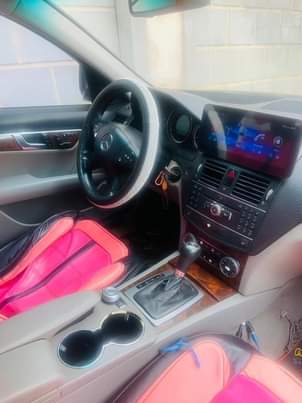 A picture of Mercedes Benz c300