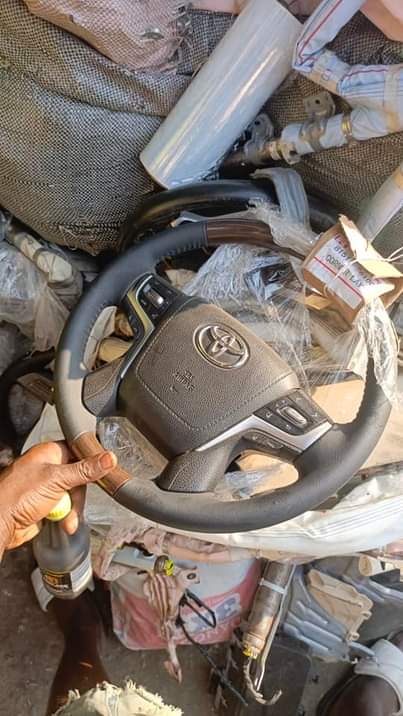 A picture of will sell all kinds of motor spear parts toyota and