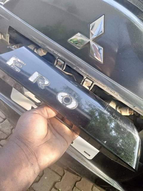 used mitsubishi pajero