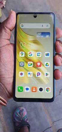 A picture of Tecno Spark 20 smartphone 128 GB as good as new