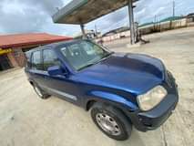 A picture of Over clean first body 2001 model Honda crv buy and