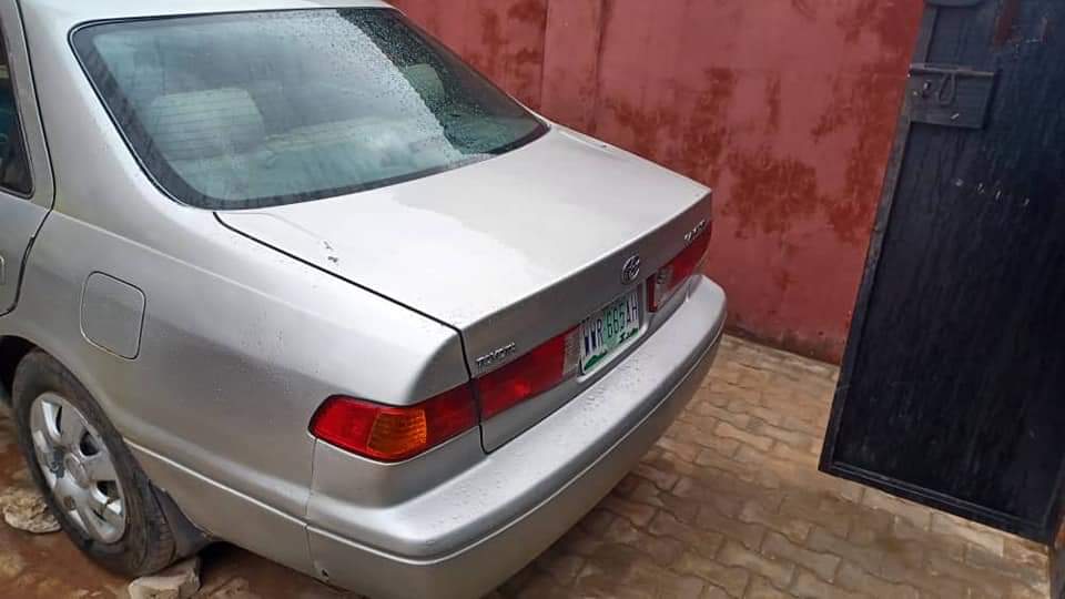 A picture of Used Camry tiny light