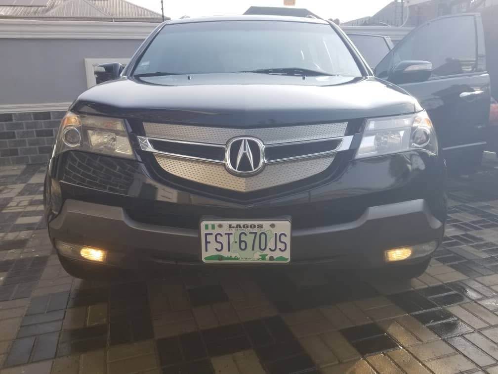 A picture of Clean like new barely used 2008 Acura MDX Just buy