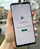 A picture of S8plus 64gb 4gbram swap and topup allowed call whatsap0758438088