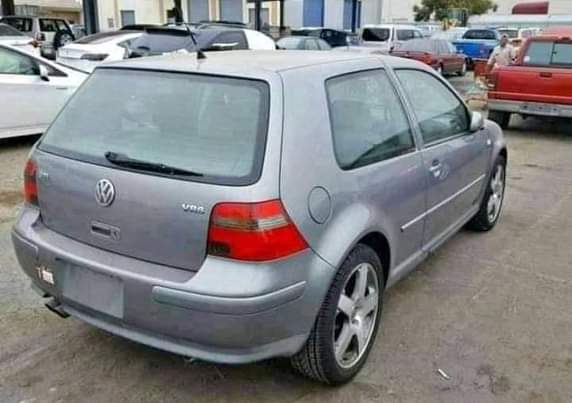 A picture of Volkswagen Golf 4 2003 07036919566