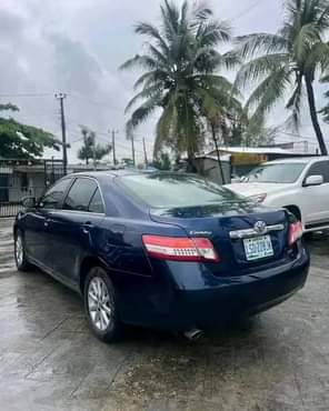 A picture of REGISTERED 2011 TOYOTA CAMRY XLE V6 Sunroof Thumbstart Android Screen
