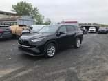 A picture of 2020 Toyota Highlander PLATINUM AWD