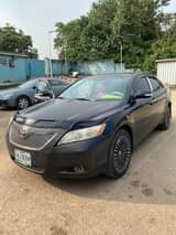 A picture of Toyota Camry V6