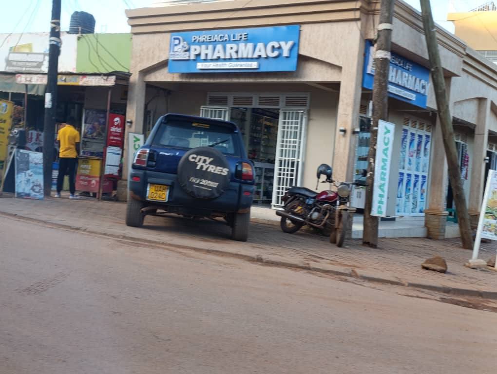 A picture of Nice Shops for sale in Muyenga 400M monthly income of