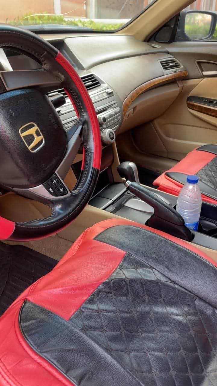 A picture of Honda Accord 08 for sale