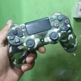 A picture of PAD ORGINAL YA PS4 BEI YA OFFA OFAA